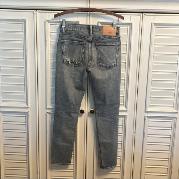 NWT Moussy Vintage Distressed Ankle Jeans 25 - Picture 5 of 9